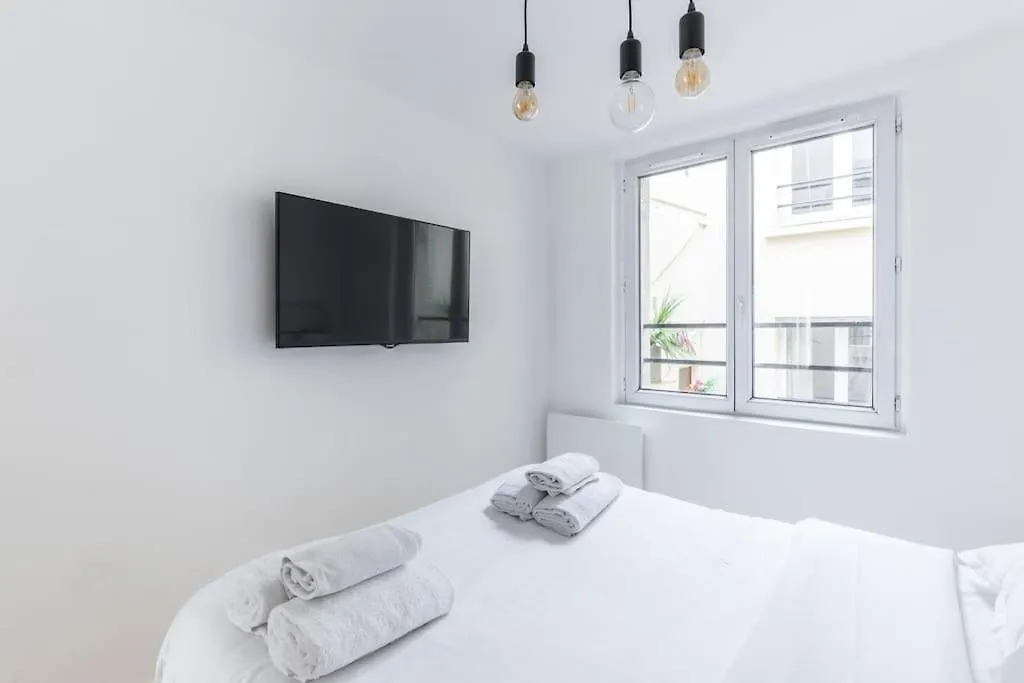 Grands Boulevards 42 Cosy 1 Br-4p