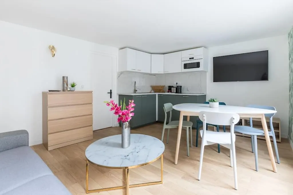 Grands Boulevards 42 Cosy 1 Br-4p